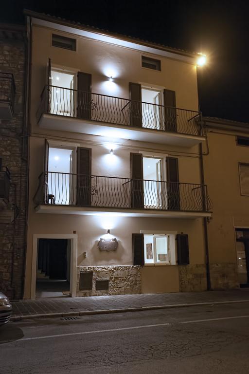 Magnifica Luxury Suites Assisi Bagian luar foto