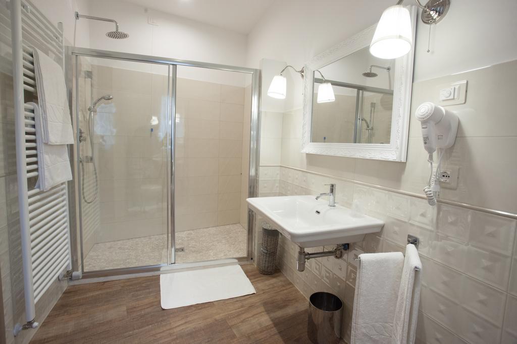 Magnifica Luxury Suites Assisi Bagian luar foto