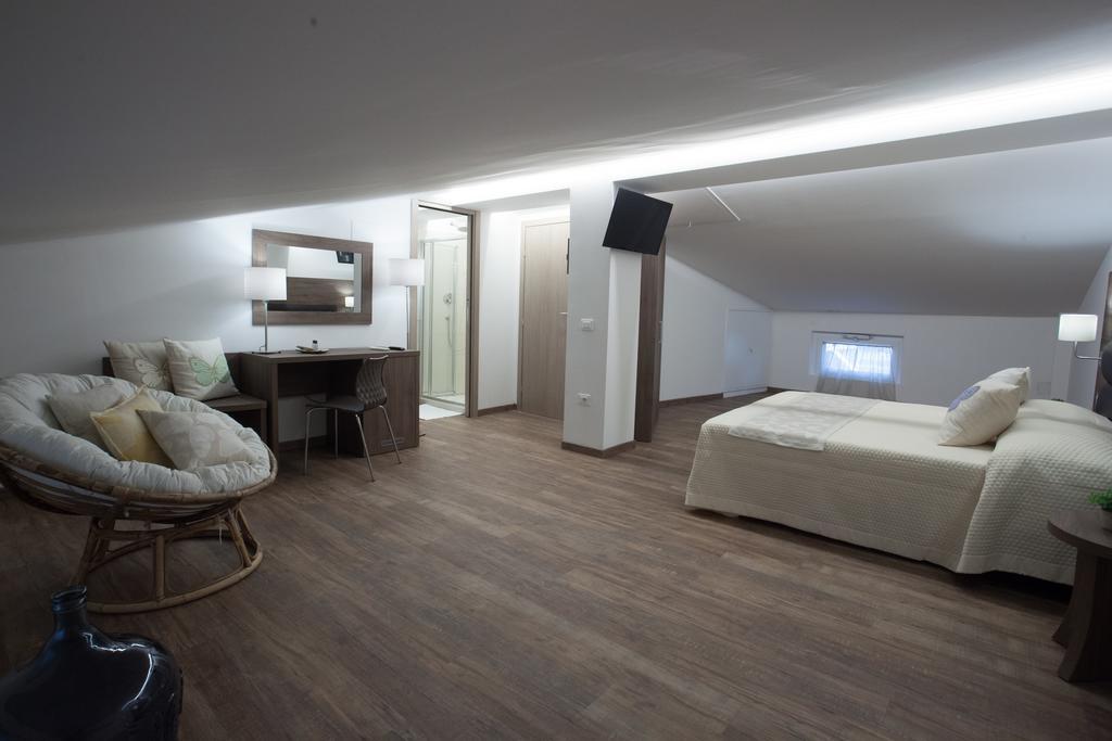 Magnifica Luxury Suites Assisi Bagian luar foto